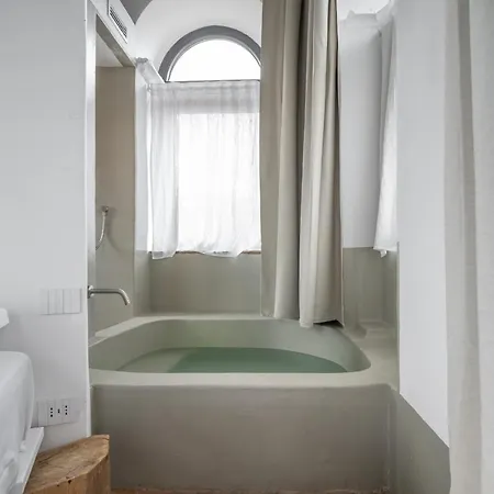 Torre Subrosa, Vasca In Cromoterapia 4* Viterbo