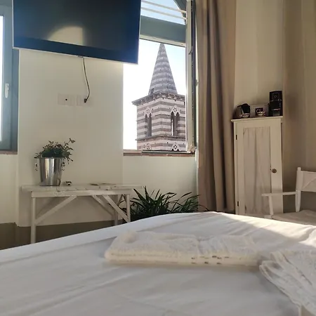 Torre Subrosa, Vasca In Cromoterapia Oda ve Kahvaltı