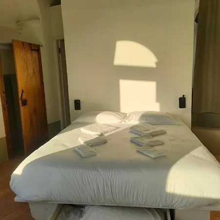 Torre Subrosa, Vasca In Cromoterapia Bed & Breakfast